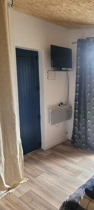 Gauriaguet Chambre Independante Chez L'Habitant A La Campagne Proche Bordeaux Et L'Ange Bleu מראה חיצוני תמונה